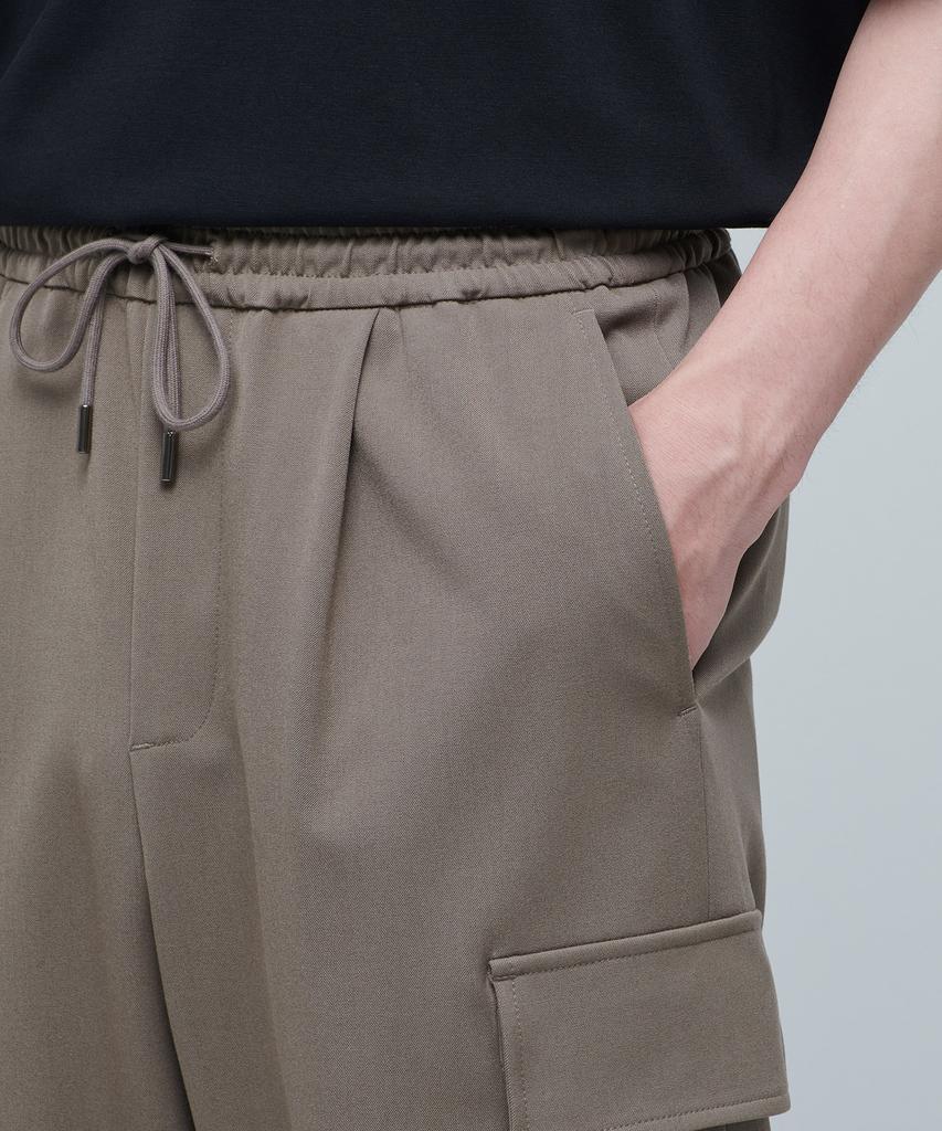 Musinsa Standard Wide Elastic Cargo Slacks [Dusty Beige]