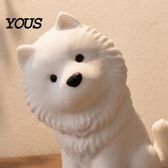 Realistic Dog Art Piece Cute Sitting Samoyed Figurine, 3D Printed Smiling Puppy Statue, Healing Gift for Owners Animal Desktop Ornament Home
