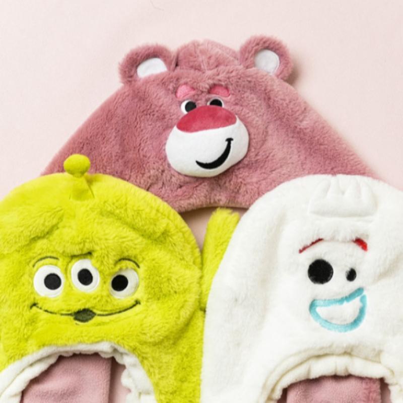 Daiso Pixar Toy Story Character Hat With Gloves For Kids
