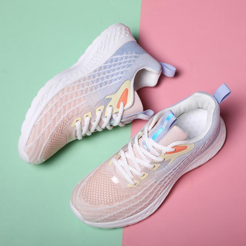 Women's Spring New Mesh Breathable Non-slip Sports Shoes