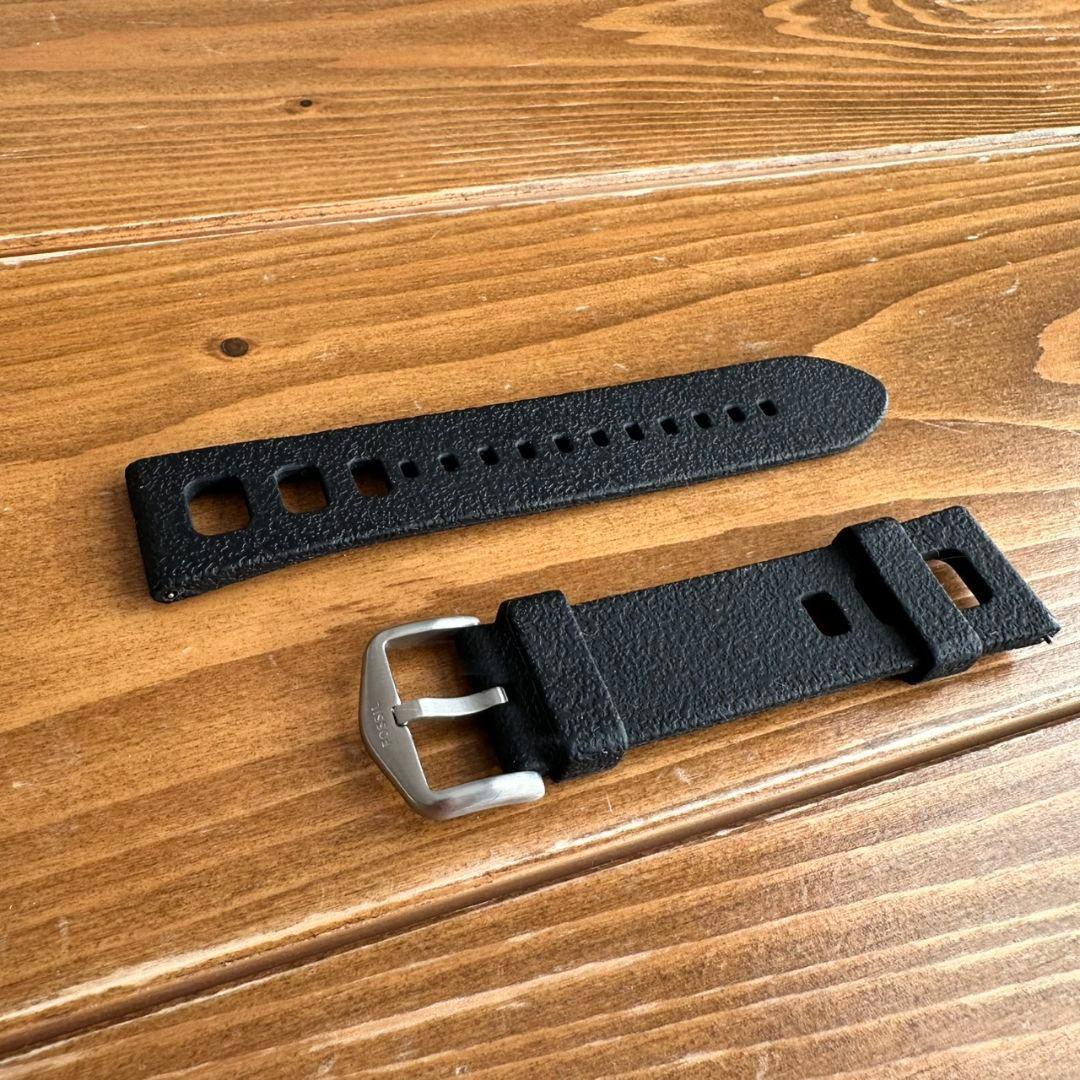 Used FOSSIL genuine Fossil black rubber belt 22mm