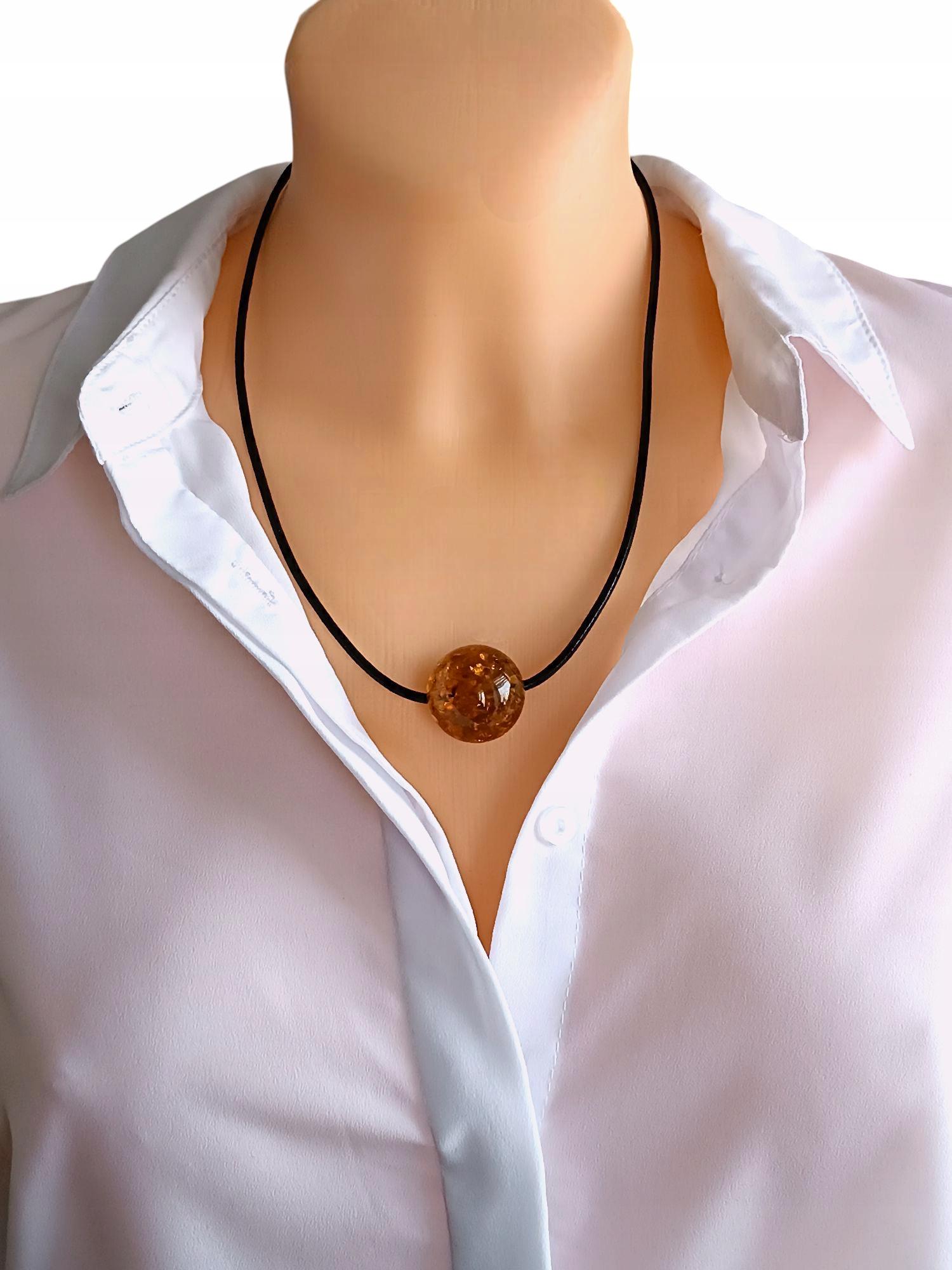 Necklace amber light cognac honey ball