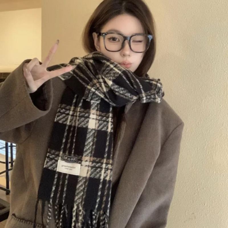 New plaid country towel three-line Christmas red versatile student couple warm scarf autumn and winter