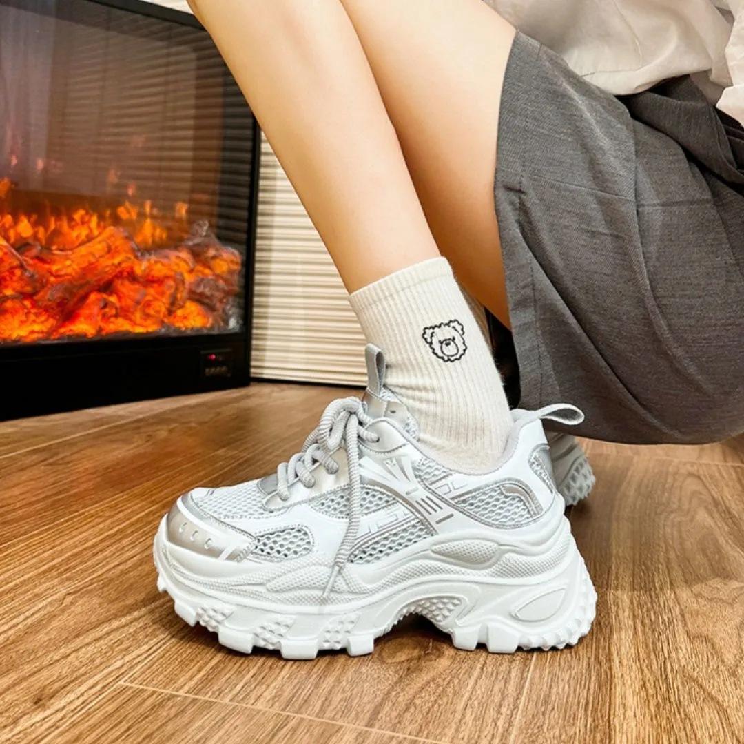 

Thick-soled silver dad shoes for women 2025 summer new fried street versatile breathable mesh heightening lightweight sports shoes tide 40