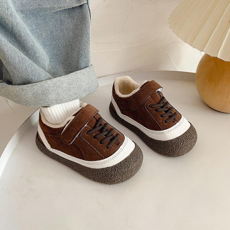 Small and Medium-sized Children's Sports Hiking Shoes Autumn and Winter Boys' Casual Shoes Girls' Board Shoes Velcro Splicing Contrasting Colors Korea