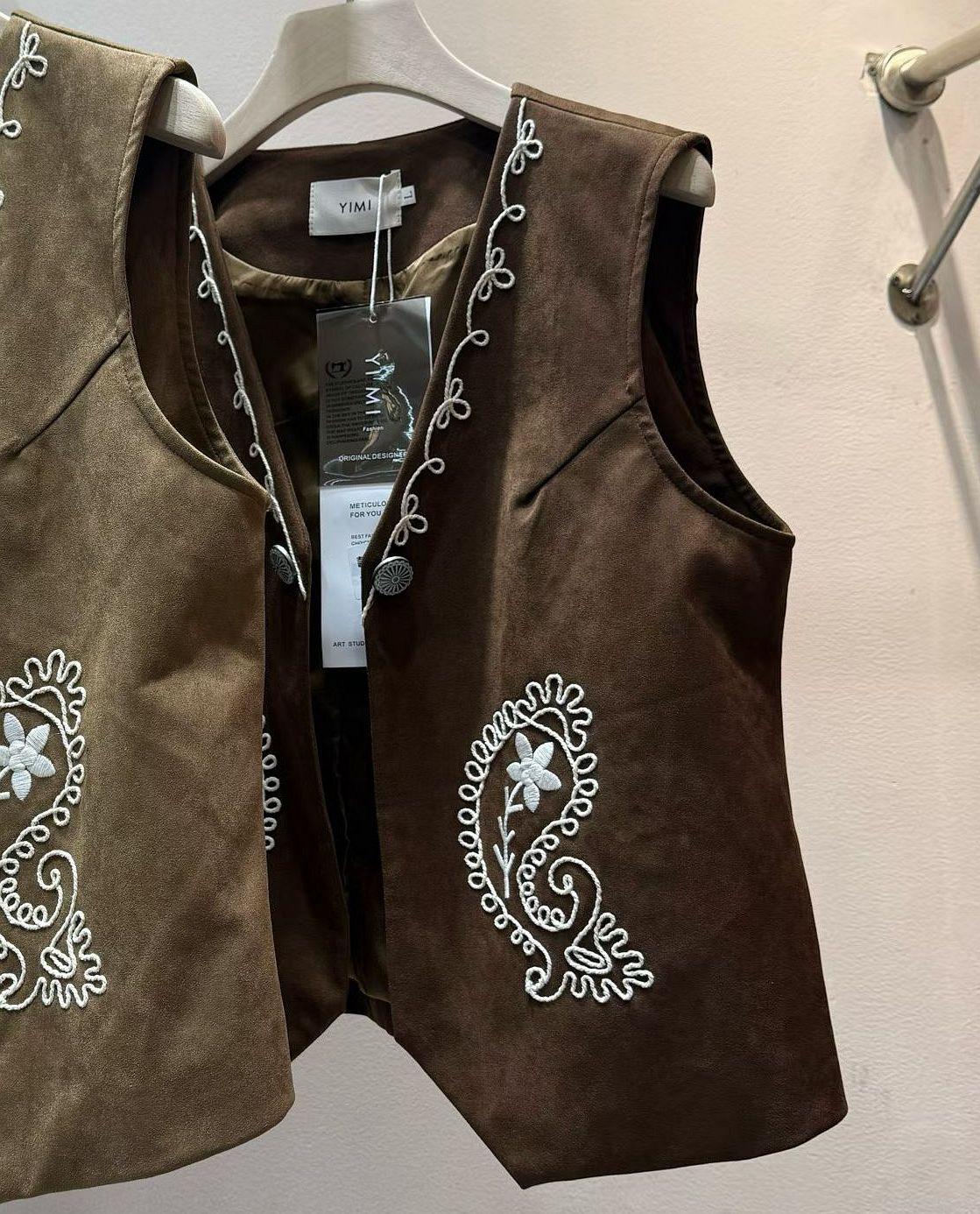 European Station Autumn New Korean Edition Loose Retro Versatile Heavy Industry Embroidered Deerskin Vest Jacket Women M коричневый