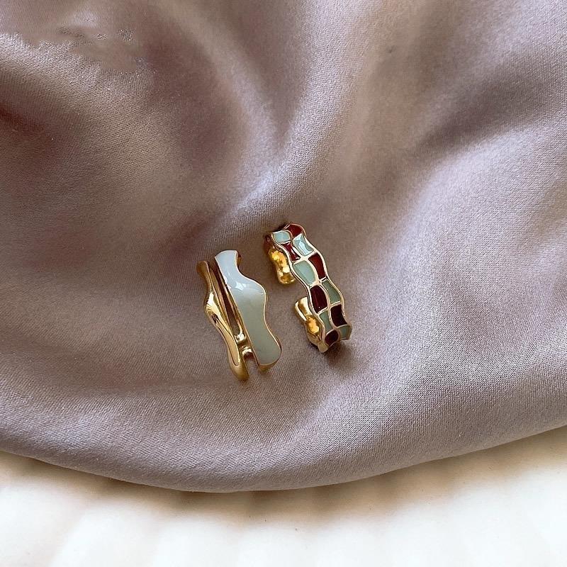 Adjustable Checkered Women's Stackable Ring - Trendy, High-End Fashion for Index Finger