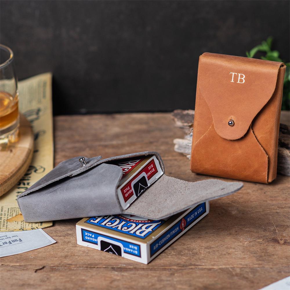 

Personalized Retro Leather Card Holder with Engraving and Pacifier Buckle Standard Capacity темно-коричневого