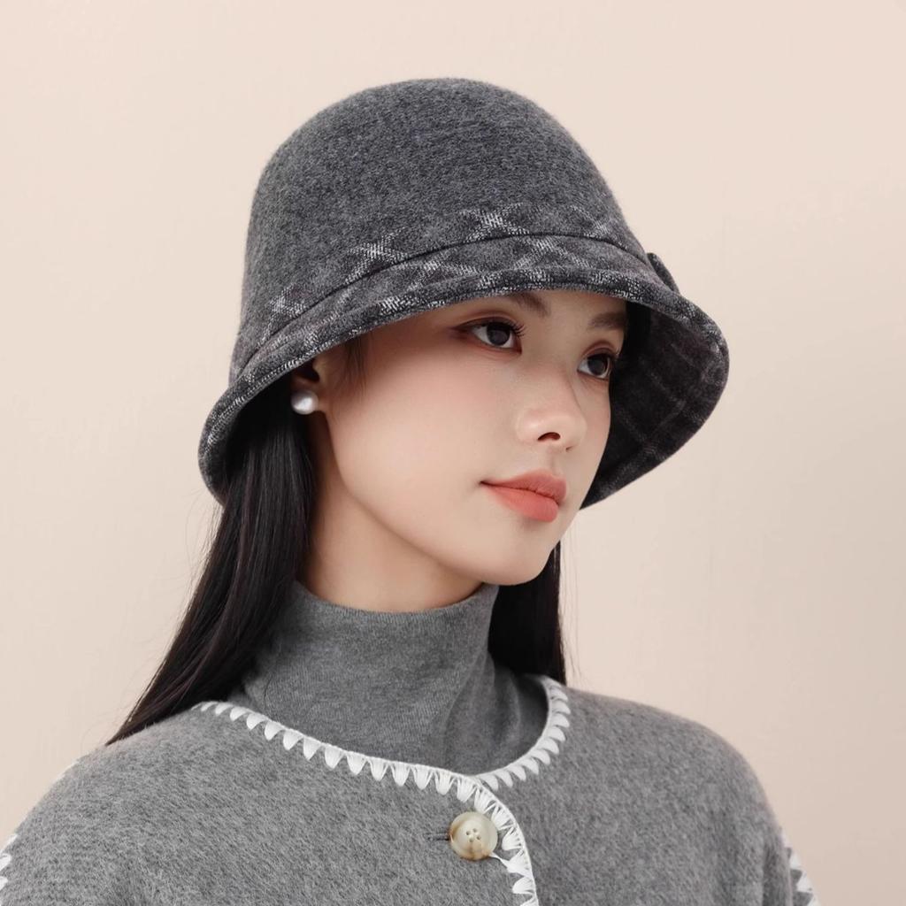 Autumn and Winter Hat Women's Retro Bucket Hat Middle-aged and Elderly Elegant Temperament Bow Mother Hat