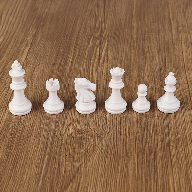 1Sada 32 ks Šachová sada Plastový PS materiál Modrá a bílá Středověké šachové hry pro dospělé Cestovní šachové figurky Hry Dětské hračky
