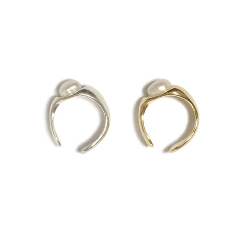 

OOZE Wavy line 03 R Silver