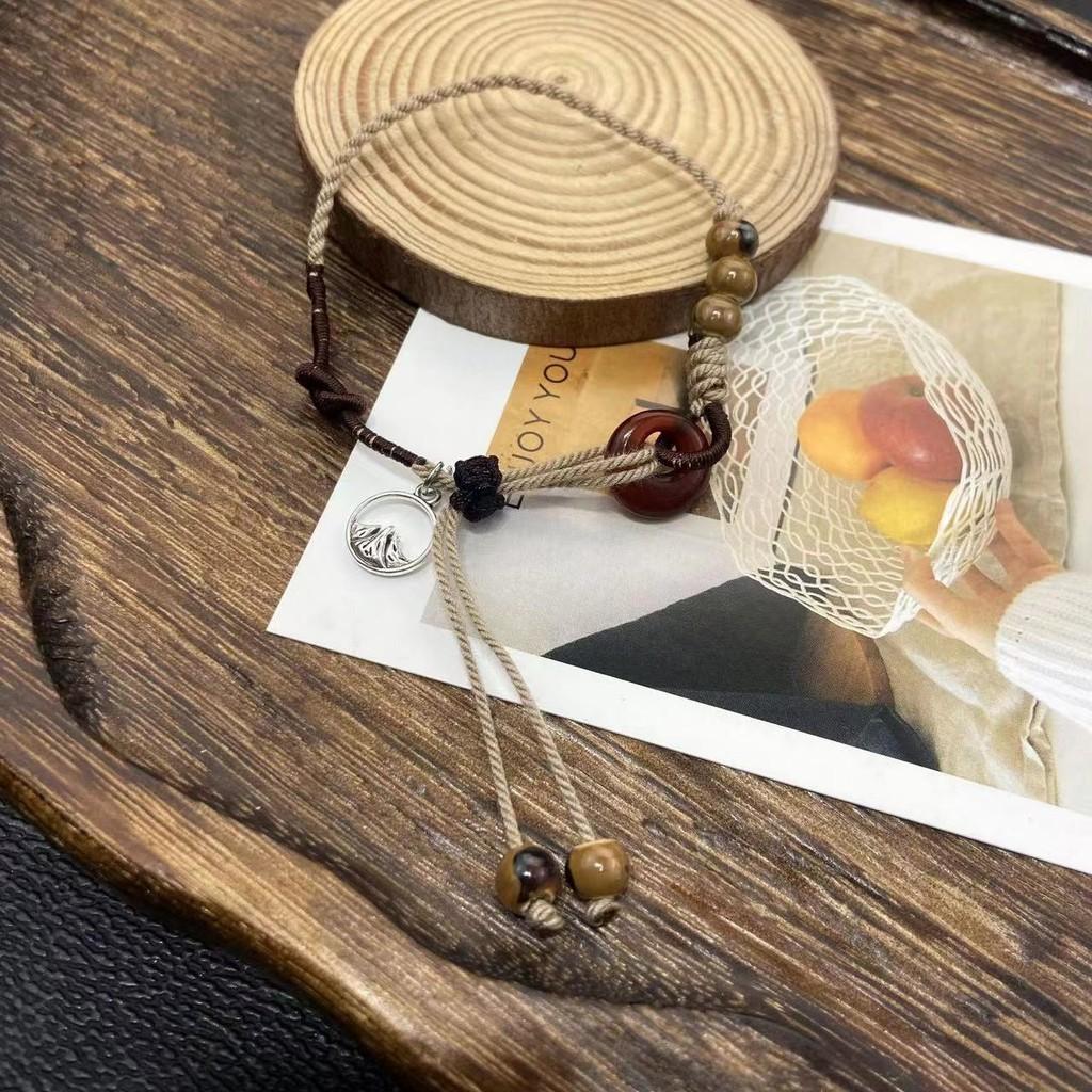 Distinctive Chinese Modern Amber Peace Knot Bracelet Handcrafted Women For