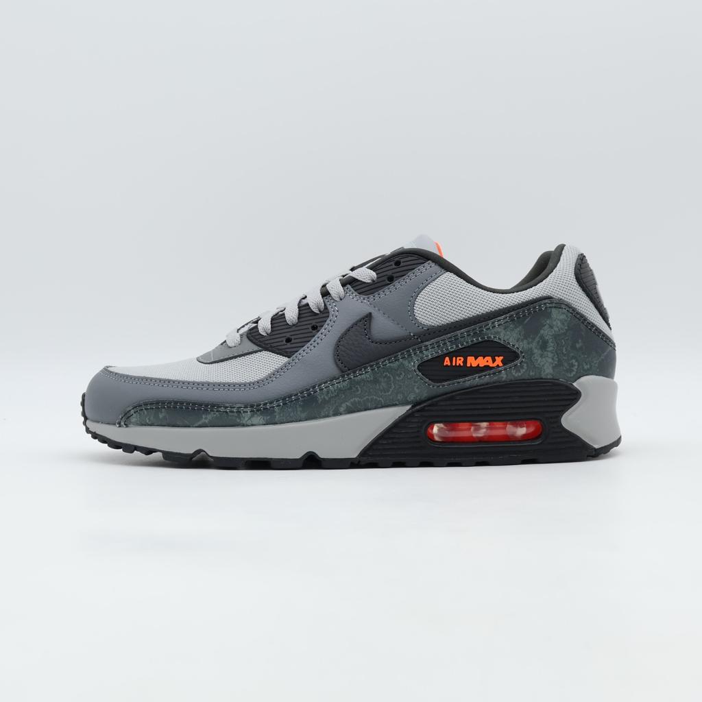 IQ0172-900 Nike Air Max 90 PRM "Hyper Crimson/Schwarz" (Herren)