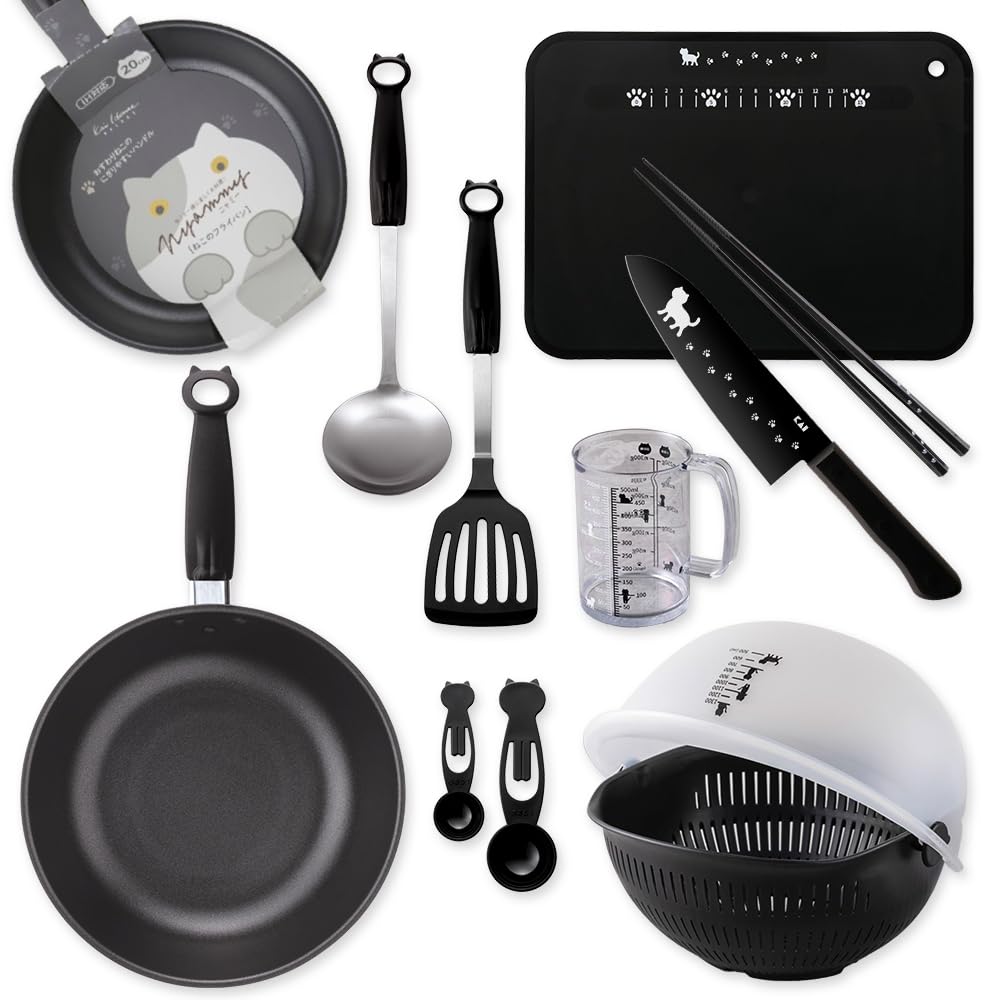 KAI Nyammy Cookware Set Perfect for Single Living or New Lifestyles Frying Cutting Measuring Measuring Spoon 17-Piece (Cat Design) - - Includes Pan, чёрный