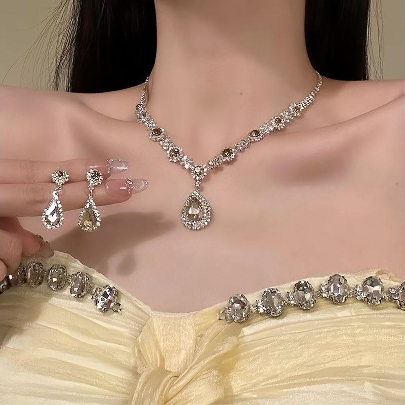 French Temperament Diamond-encrusted Water Drop Stud Earrings Necklace Collarbone Chain European and American Jewelry Set