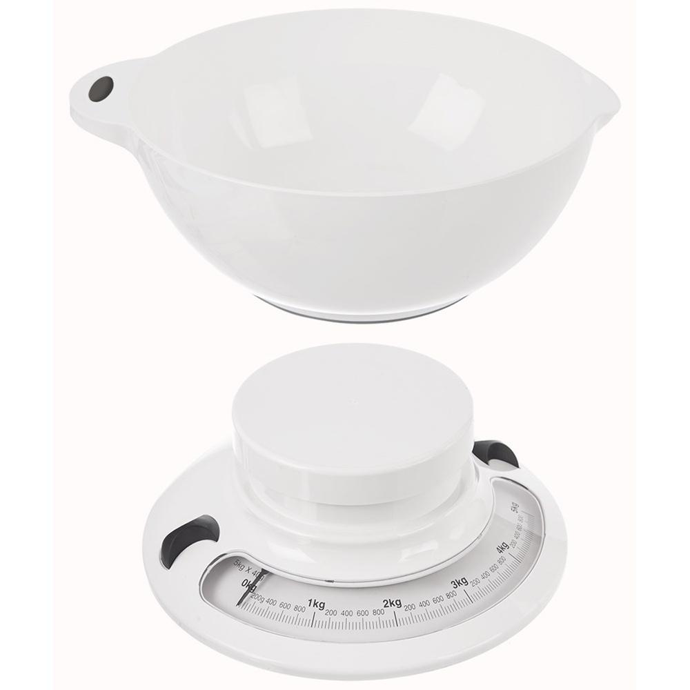 Mechanical kitchen scale with a 5 kg bowl