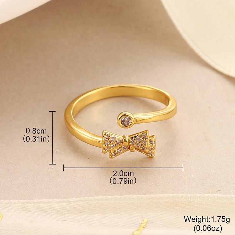 

Elegant Chinese-Style Pearl Zircon Ring: Exquisite Handcrafted Jewelry for Women