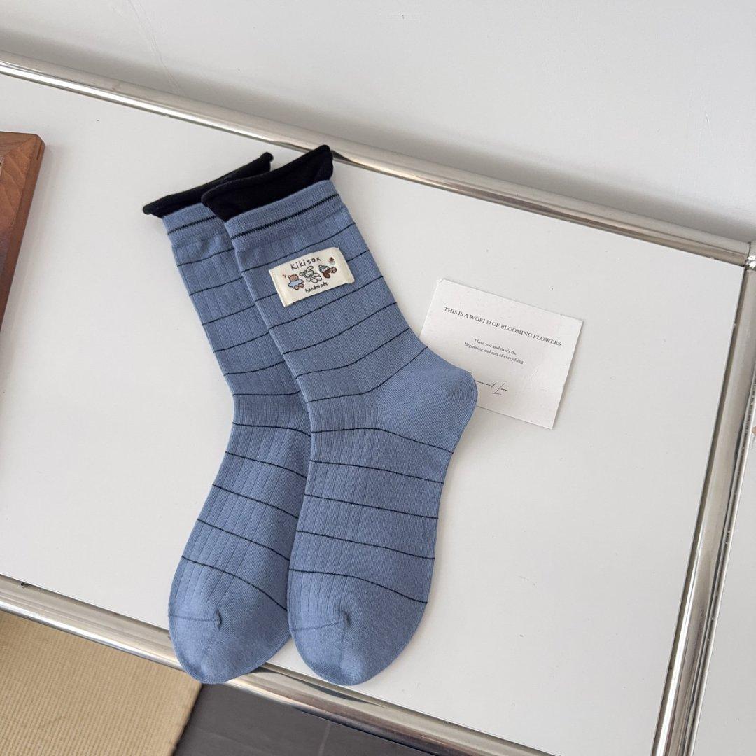 

Ladies Fall New Cute Puppy Striped Cloth Label Medium Tube Cotton Socks 1 pair светло-синий