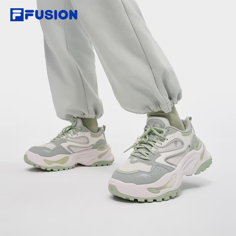 Женские кроссовки на массивной платформе FilaFusion 6.5