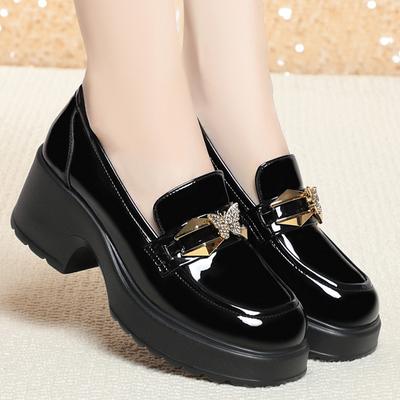 6 cm Britischer Stil Vintage Plateau Schuhe Damen Slipper Frühling 2024 Frühling Mittelhohe Absätze Lackschuhe Für Büro Mutter