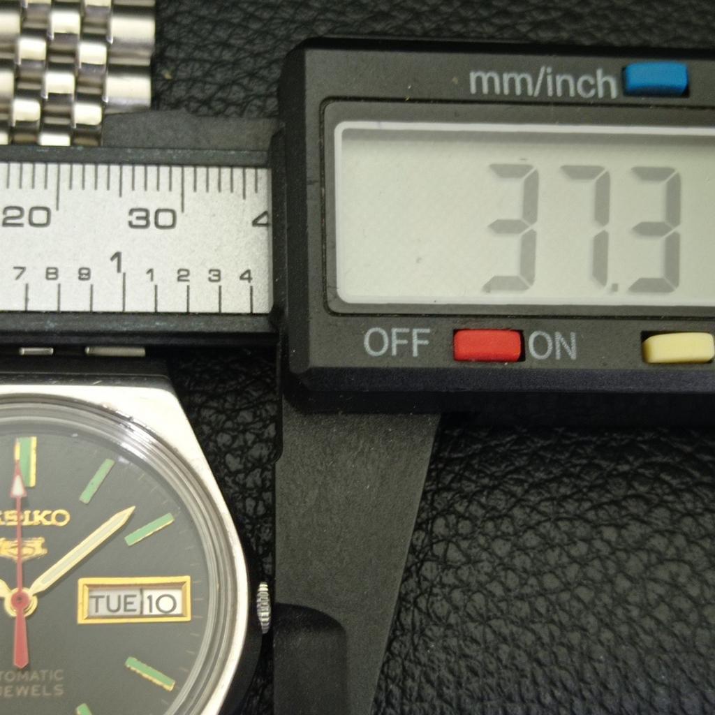 GENUINE VINTAGE SEIKO 5 AUTOMATIC 6319A JAPAN MENS BLACK DIAL WATCH a702618-1 R209-a702618