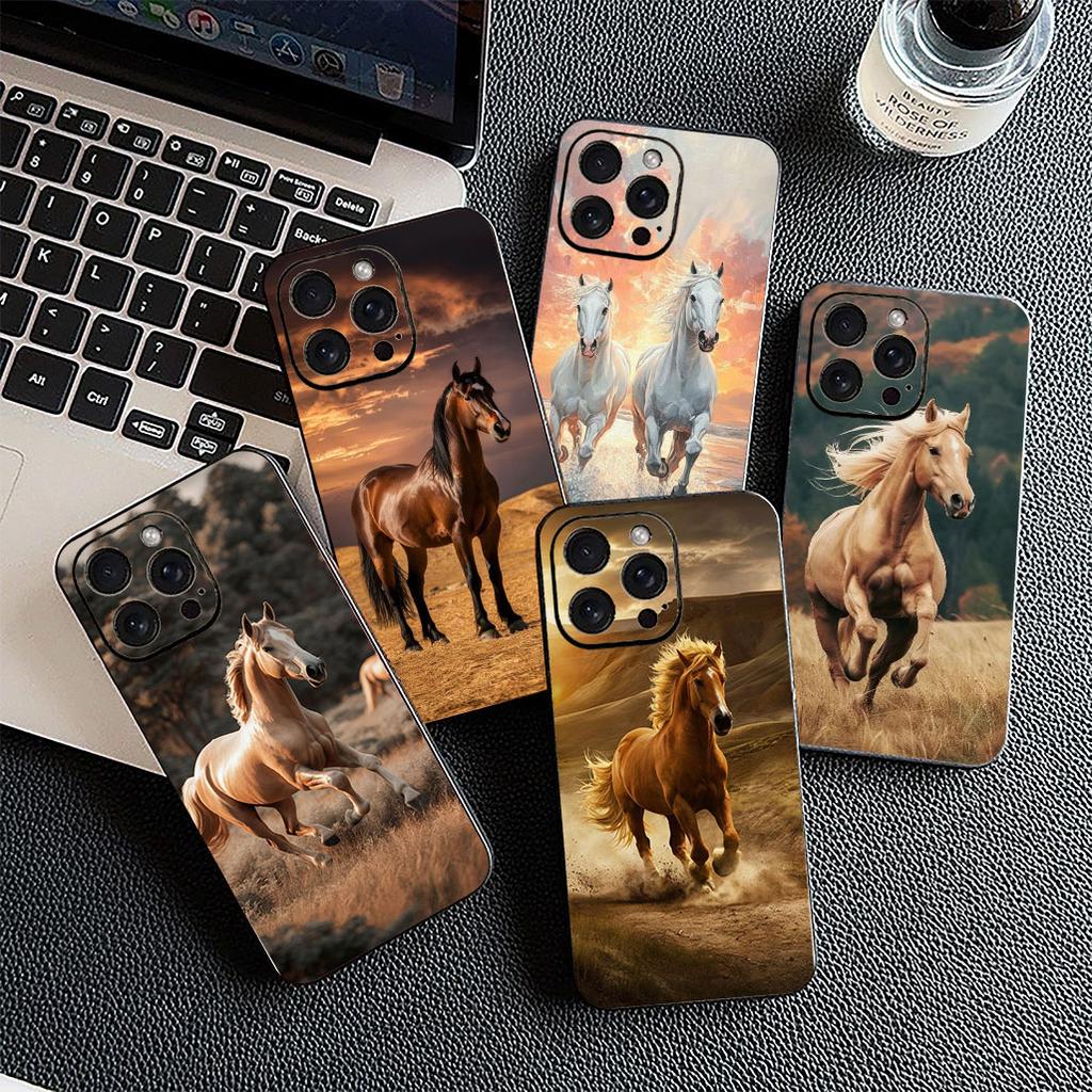 Running Wild And Free Horse Phone Cover for Motorola Moto Edge 70 60 Fusion Stylus NEO Pro Plus G04S G MAX Stylus G04 Case
