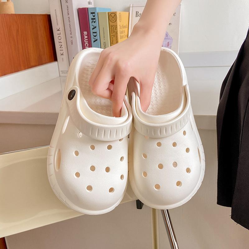 Simple Thick-soled Hole Shoes Women's Summer Wear Soft-soled Non-slip New Beach Bag Head Semi-cool Slippers Women