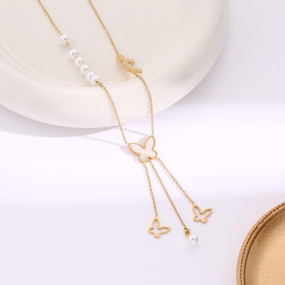 Hochwertige Damen Halskette aus Titanstahl mit vierblättrigem Kleeblatt - Nicht verblassend, vielseitige Schlüsselbeinkette