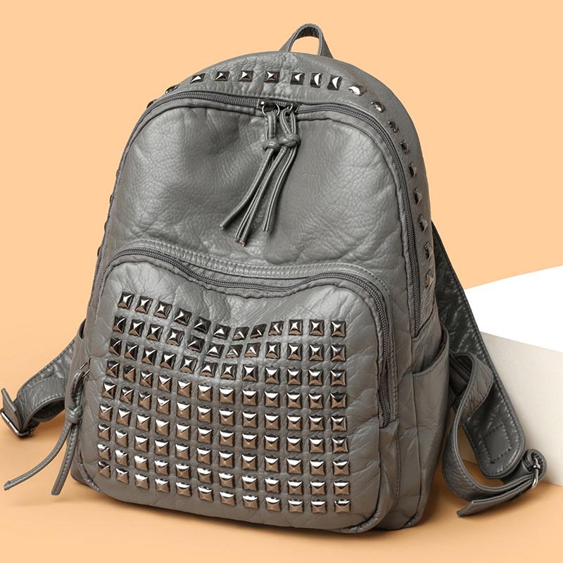 Large Capacity Travel Backpack Women Rivet Punk Backpack
