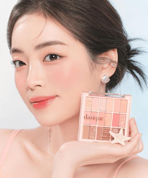 Eyeshadow Palette [+Gift: Starlit Jewel Liquid Glitter]