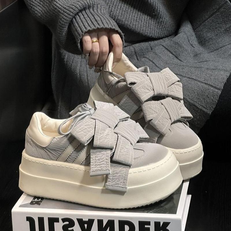 Fashion 2025 New Trend Summer Sneakers For Woman Big Bow Thick Soleplate Shoes For Woman Ladies Platform Shoes are Fashion And Casual