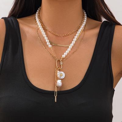 Vintage Imitation Pearl Pendant Clavicle Necklace Multi-layered Gold Chain Choker Necklace Charm Accessories Jewelry
