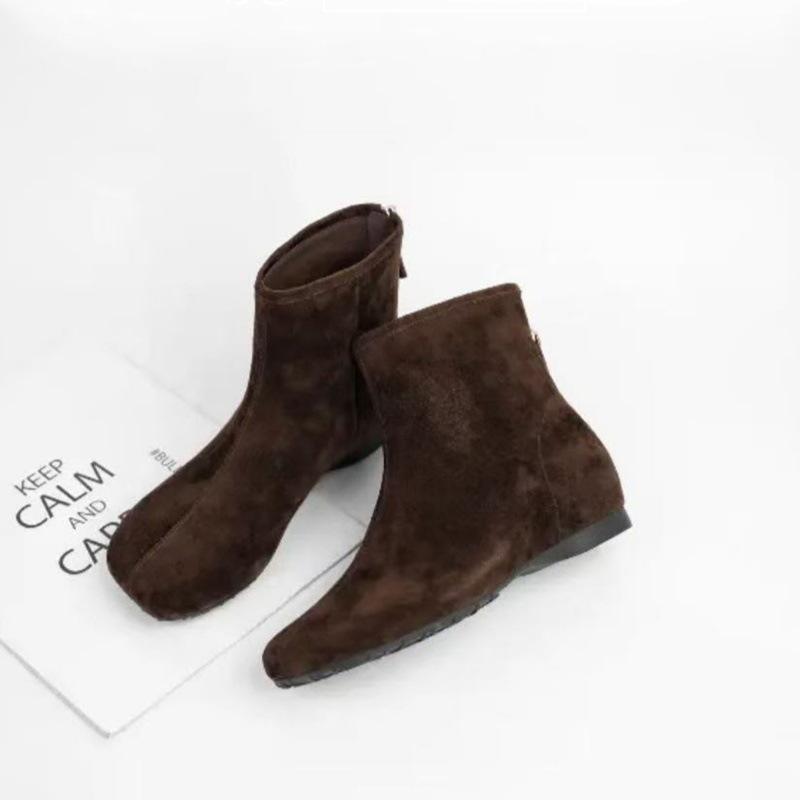 

Корейская версия матовых ботильонов с квадратным носком, на скрытой платформе, женские простые новые осенне-зимние ботильоны с задней молнией, универсальные и стройнящие 40