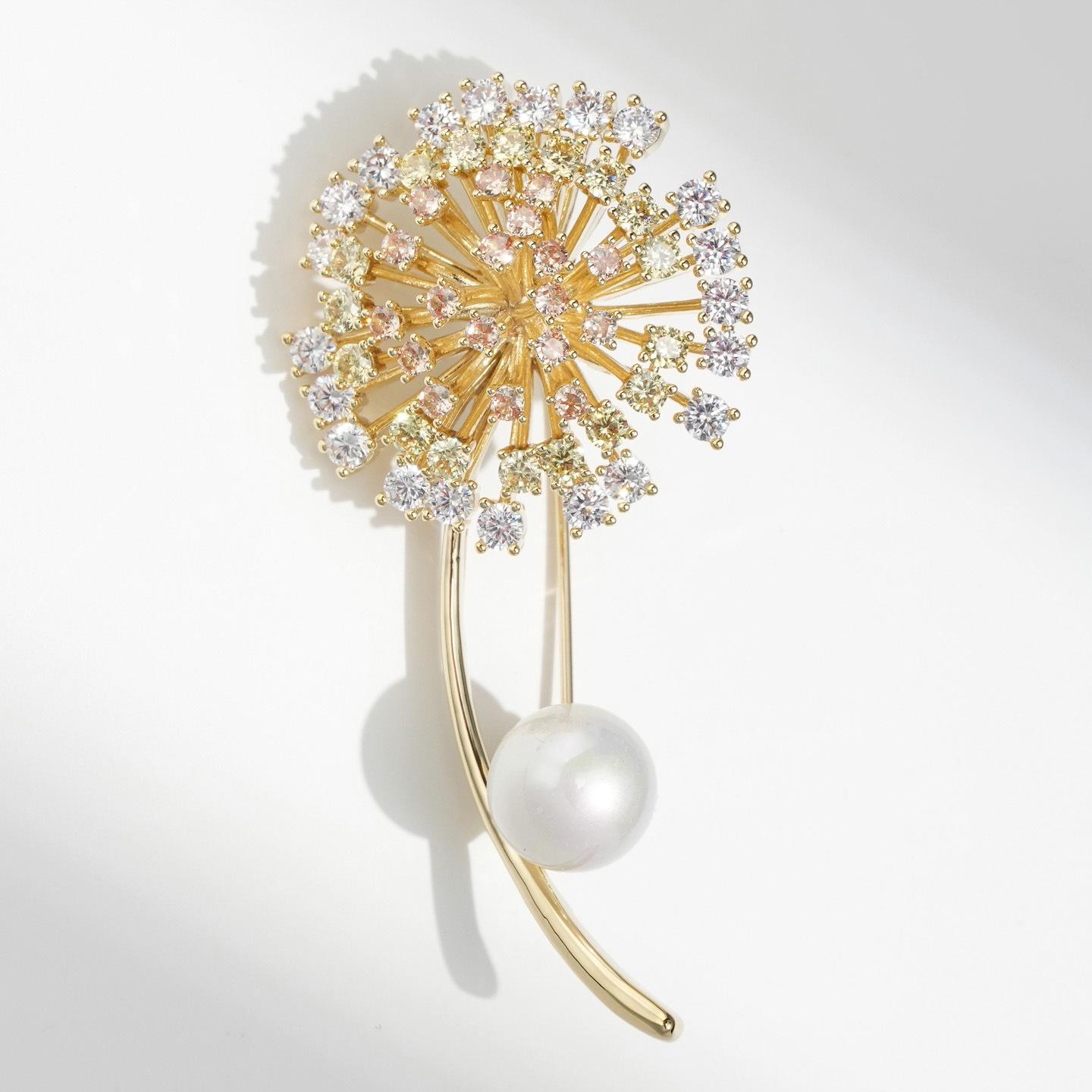 Bo Xin Yun Elegant Gold & White Mother-of-Pearl Dandelion Brooch for Suits