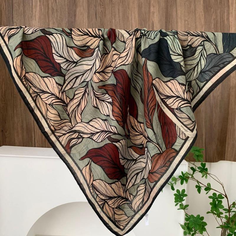Square scarf new neck scarf scarf small shawl travel bag headscarf versatile cashew flower silk scarf