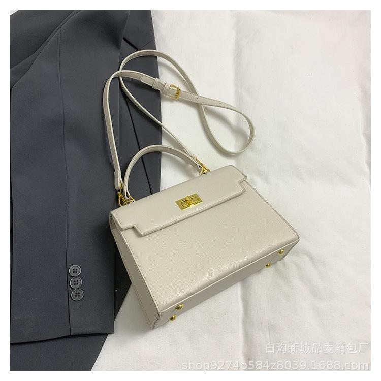 2025 New Popular Fashion Kelly Bag Women's High Sense Niche Messenger Bag Temperament Versatile Portable Small Bag