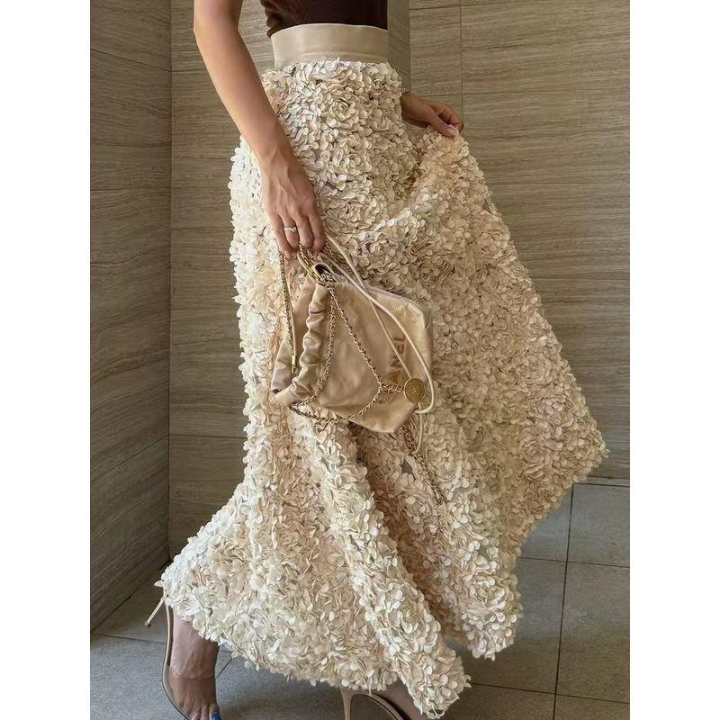 

Western Style Autumn and Winter New Petal Design Sense Skirt Fashionable High Waisted Skirt Khaki L