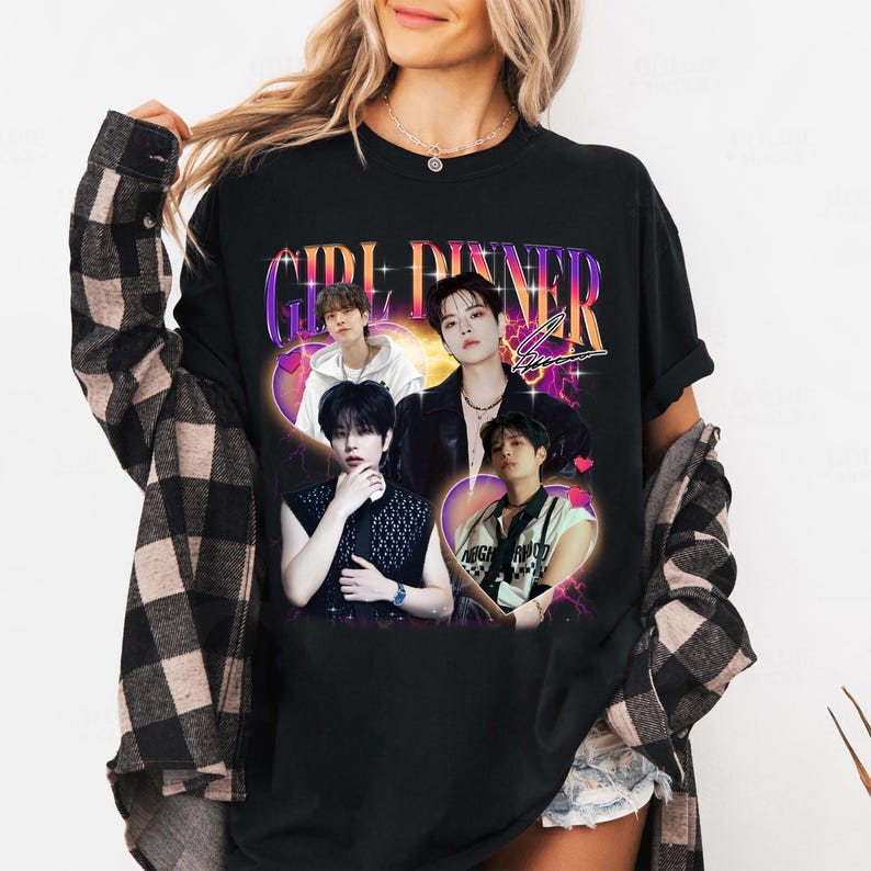 

Футболка Seungmin Stray Kids Girl Dinner , Винтажная футболка в стиле Homage для фанатов, Мужская и женская, Хип-хоп, Уличная одежда, Оверсайз, Короткий рукав, Повседневная одежда 4XL