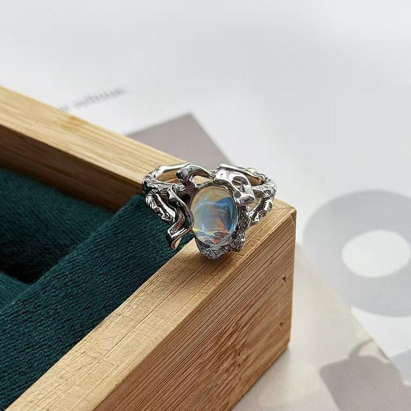 Niche Texture Inlaid Moonstone Zircon High-End Sense Personality Opening Retro Ring Women