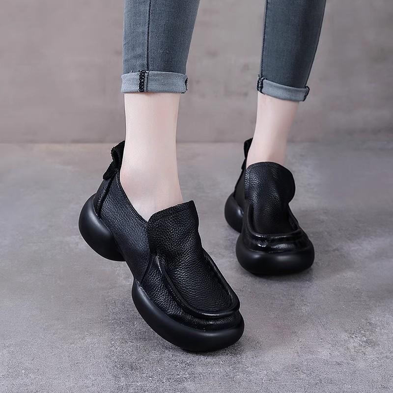 Autumn new leather thick-soled round head black small leather shoes women's thick heel muffin bottom sheepskin retro lazy single shoes