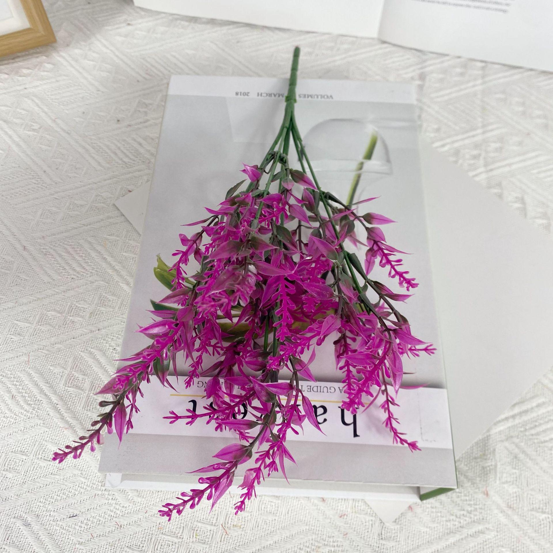 

Искусственное зеленое растение с 7-зубчатым лавандовым заостренным листом, искусственный цветок, пасторальное имитация цветочного украшения