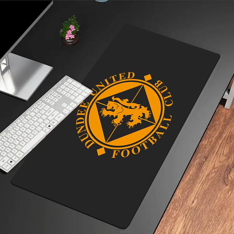 Dundee United Wappen Design Mauspade, Gummibasis, Esports Schreibtischmatte, Mauspade für Gamer und Bürogebrauch, Gaming Schreibtisch , leicht zu reinigende Matte