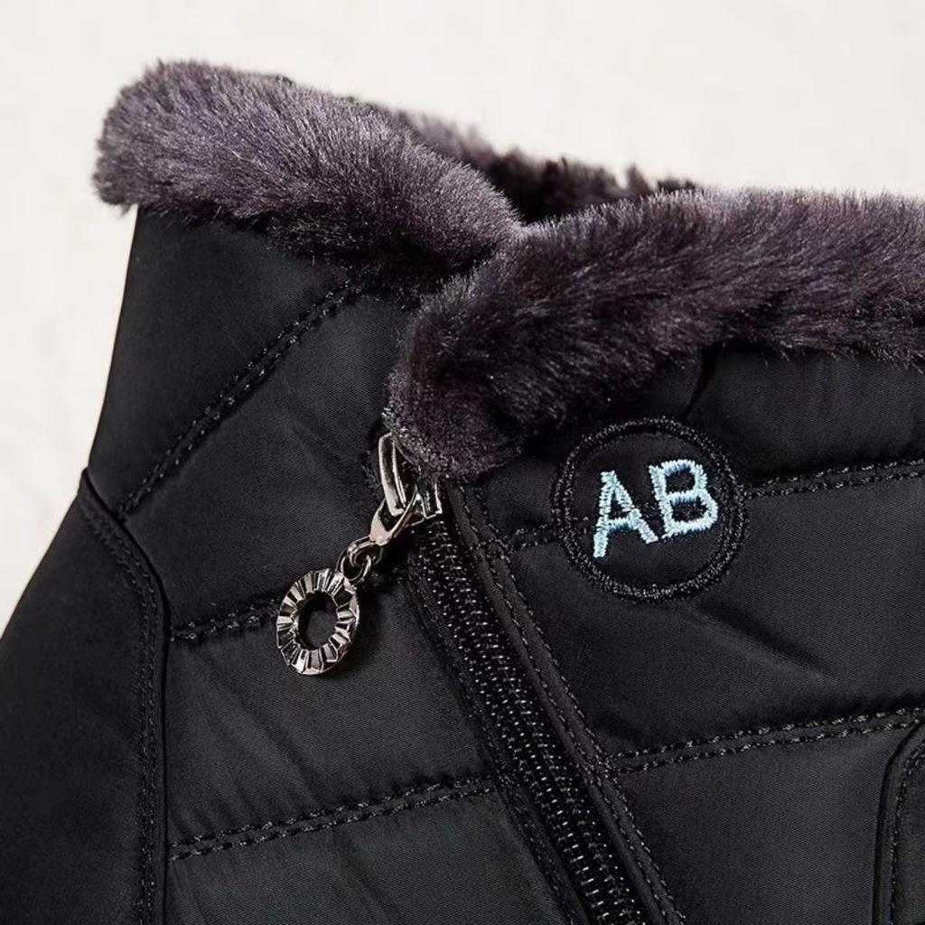 Women's Comfortable Winter Boots with Plush, Soft Soles for Outdoor Warmth, Suitable for All Seasons