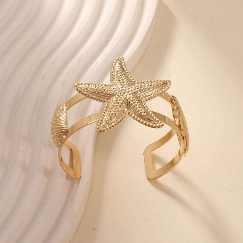 European and American jewelry fashion design sense exaggerated vacation ocean wind texture starfish shell women's arm bracelet