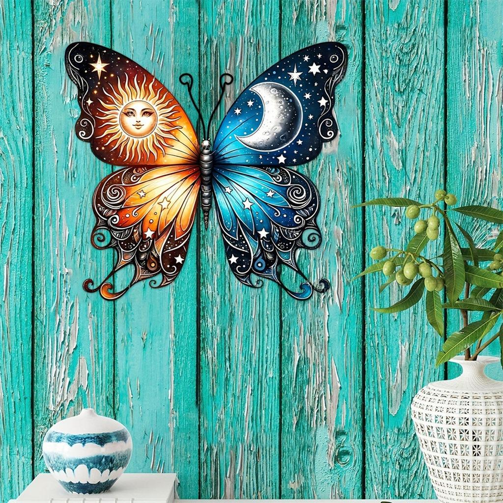 Arte da Parete a Forma di Farfalla Scultura Metallica Design Sole e Luna Decorativa in Ferro da Appendere alla Parete Opera d'Arte per Soggiorno Camera da Letto Interno Esterno