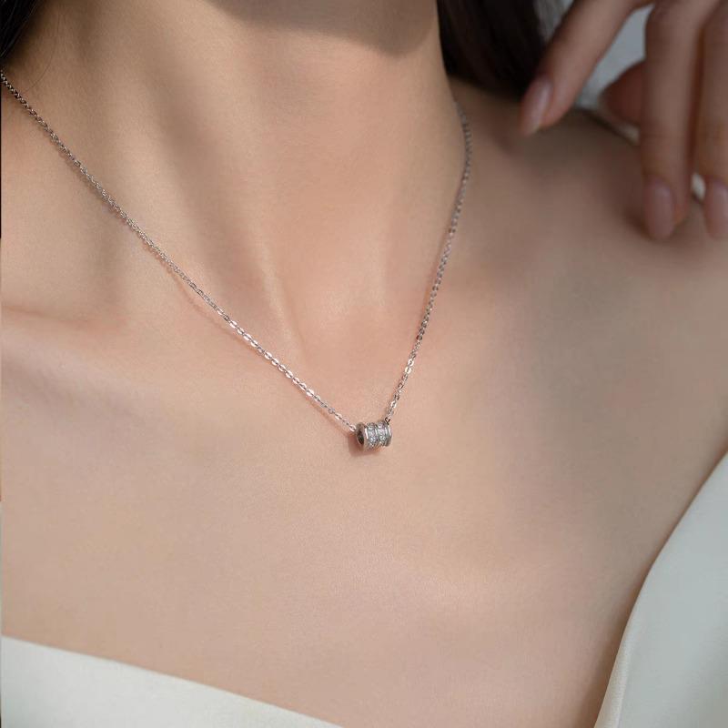 Women Fashion Simple Fresh Full Diamond Zircon Round Pendant Clavicle Necklace