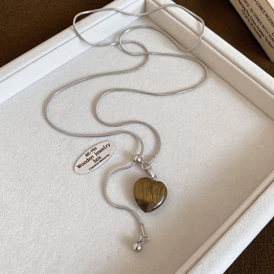 Stainless Steel Tiger's Eye Geometric Pendant Necklace Casual Commuter Versatile Sweater Chain Light Luxury Items