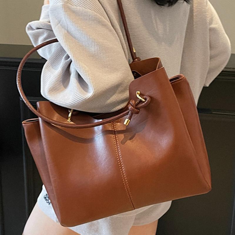 Large-capacity Bag, Commuter Bag, Niche and Simple Tote Bag, Retro Shoulder Bag, Underarm Bag