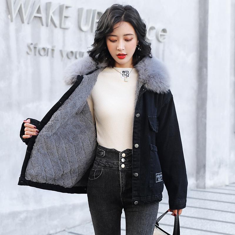 

Women s Denim Jacket with Fur Collar - Warm Cotton-Padded, Loose Fit for Autumn and Winter (Style YQ8528) L (110-125 jin)