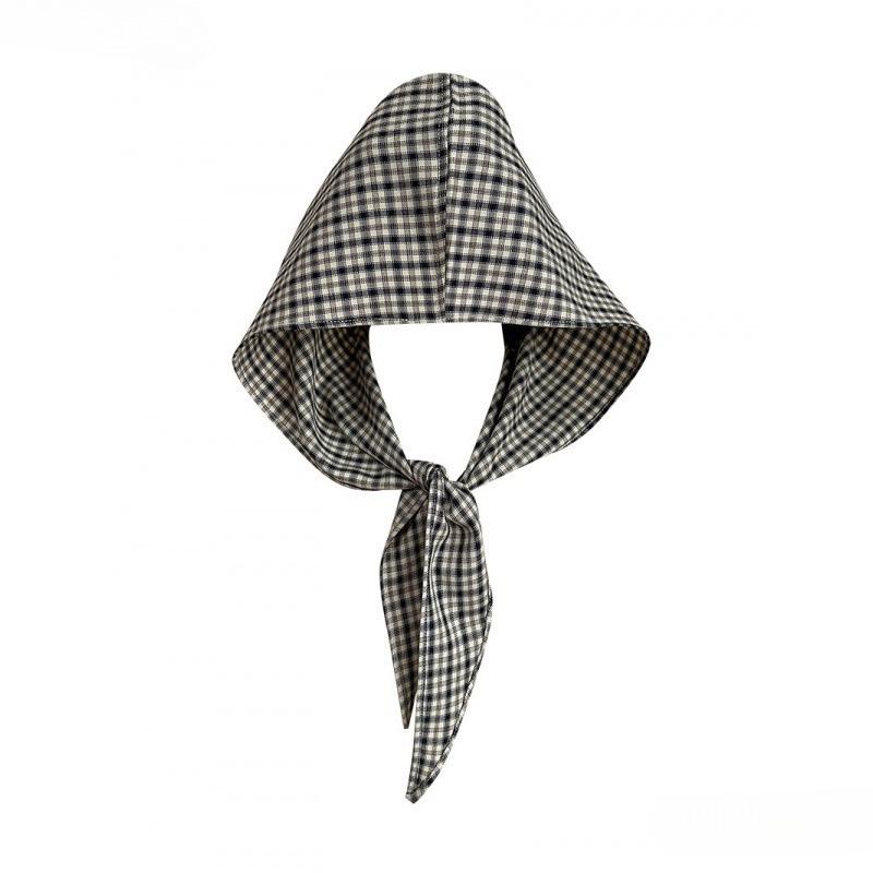 

Japanese Style Multi-color Hooded Scarf with Tie-up Design for Men and Women
